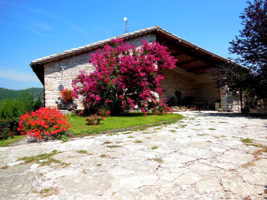 Ingresso di Casa Mameli a Fiastra